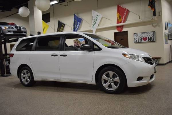 2015 Toyota Sienna L for sale in Canton, MA – photo 4