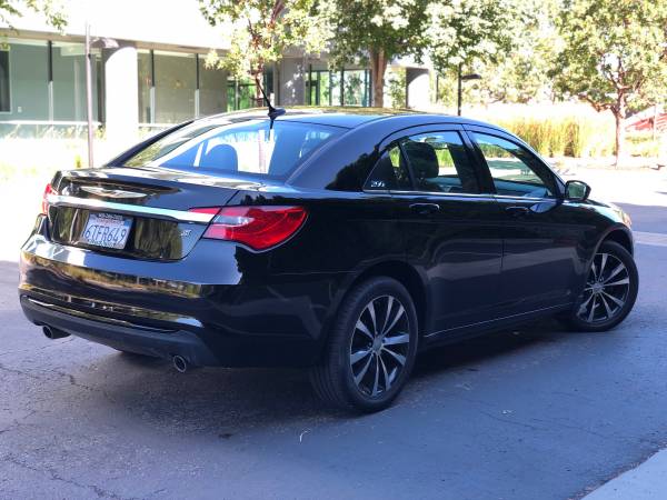 2011 CHRYSLER 200 S, 3.6L V6, CLEAN CARFAX, ONE OWNER, LOW MILES for sale in San Jose, CA – photo 4