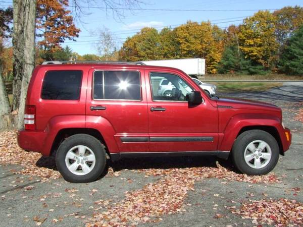 2011 Jeep Liberty Sport 4x4 4dr SUV 95008 Miles for sale in Turner, ME – photo 4