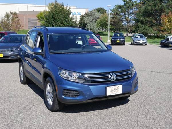 2017 Volkswagen Tiguan for sale in Burnsville, MN – photo 3