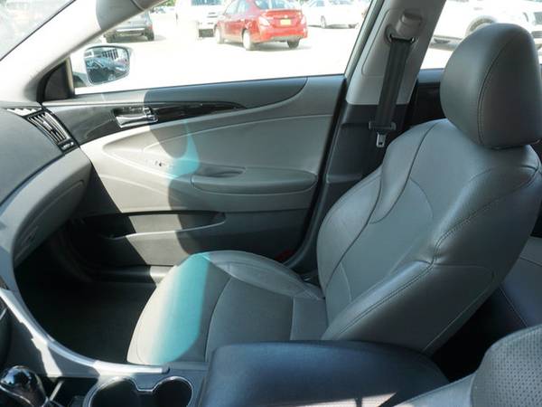 2014 Hyundai Sonata 2.4 Limited sedan Radiant Silver Metallic for sale in Baton Rouge , LA – photo 16