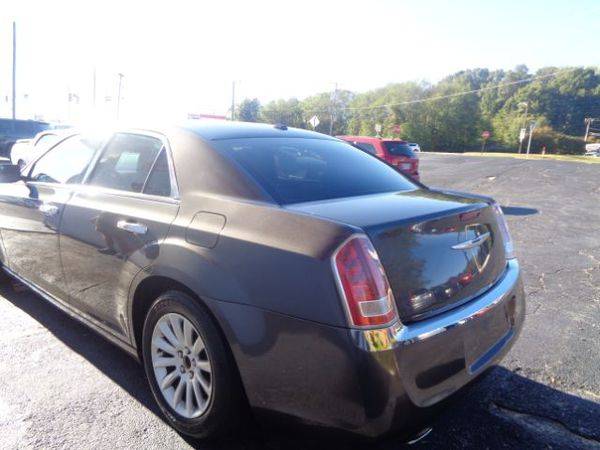 2013 Chrysler 300 RWD ( Buy Here Pay Here ) for sale in High Point, NC – photo 5