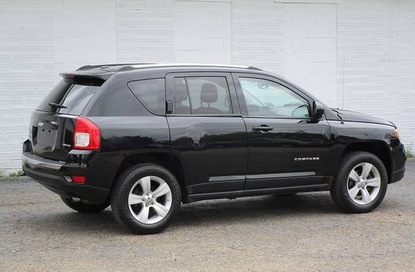 2012 Jeep Compass Limited Low Miles Very Nice 4x4 - cars & for sale in Minerva, OH – photo 2