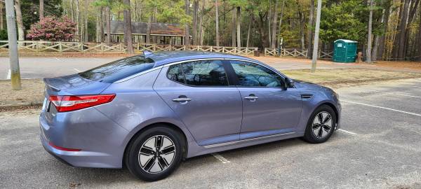2011 kia optimal hybrid - cars & trucks - by owner - vehicle... for sale in Colonial Heights, VA