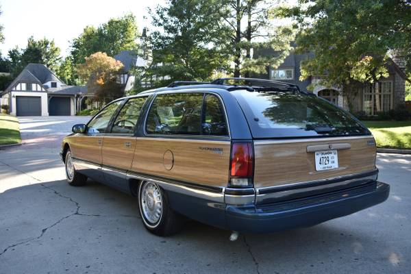 1996 Buick Roadmaster Estate Wagon 1 owner for sale in Tulsa, IN – photo 3