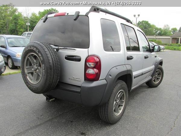2005 JEEP LIBERTY RENEGADE 4x4 *JUST SERVICED* compass patriot for sale in Mishawaka, IN – photo 4