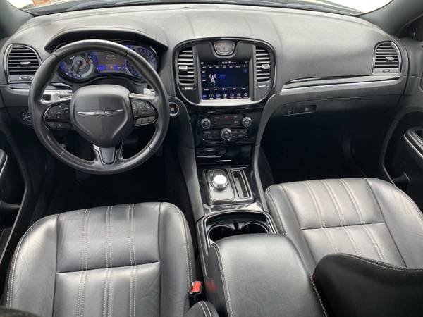 2019 Chrysler 300 300S - - by dealer - vehicle for sale in Carrollton, GA – photo 23