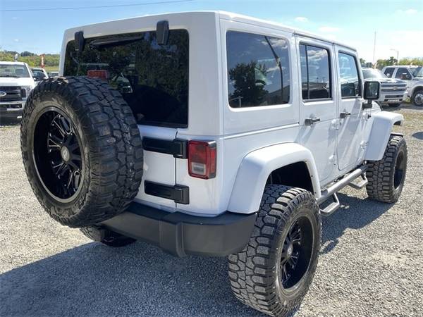 2014 Jeep Wrangler Unlimited Rubicon **Chillicothe Truck Southern... for sale in Chillicothe, OH – photo 5