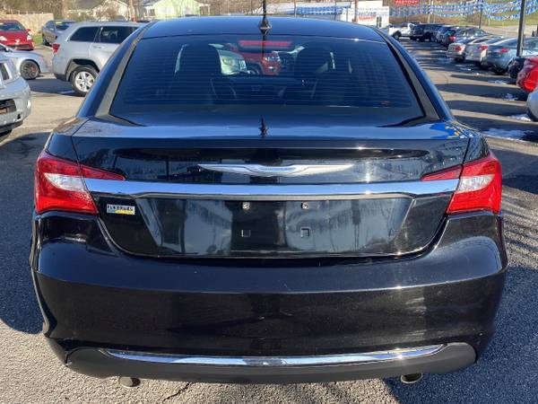 2013 Chrysler 200 4dr Sdn Limited - - by dealer for sale in Knoxville, TN – photo 6
