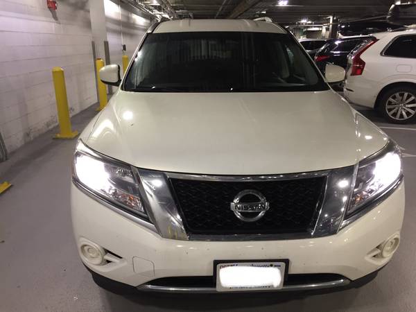 2014 Nissan Pathfinder SV 4WD for sale in Manchester, VT – photo 2