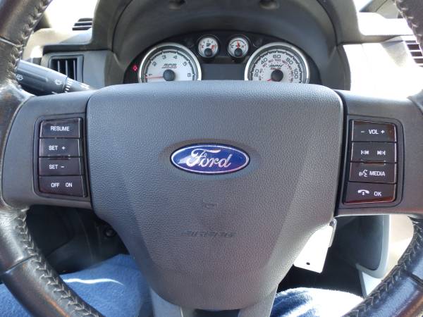 2011 Ford Focus SE Sedan 36,600 Miles (Mike's Towing Auto Sales) for sale in Nampa, ID – photo 9