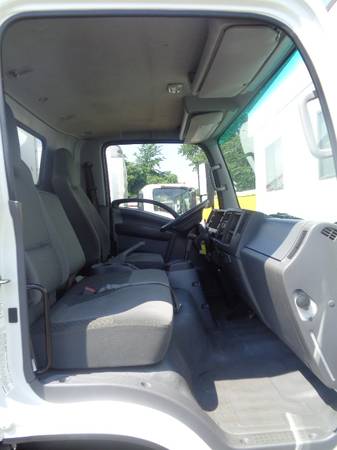 2015 Isuzu Nqr Box Truck Side Door for sale in NEW YORK, NY – photo 10