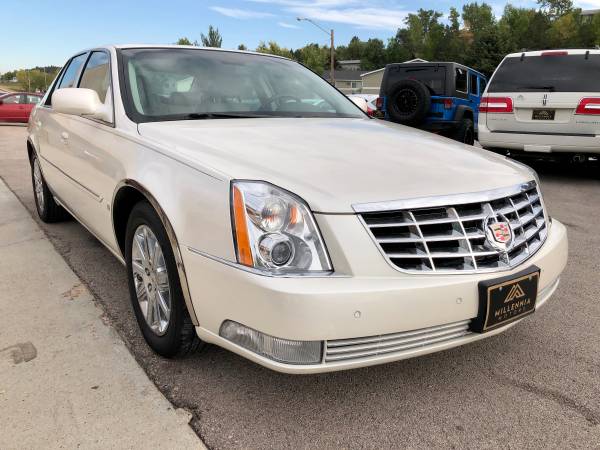2010 Cadillac DTS-V8 Sedan 4D Premium for sale in Spearfish, SD – photo 3