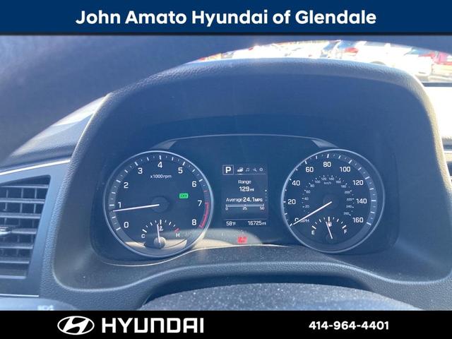 2018 Hyundai Elantra SEL for sale in Glendale, WI – photo 20