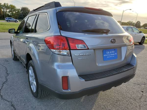 2011 Subaru Outback Premium AWD *** 105K Miles ***HABLA Español for sale in Omaha, NE – photo 5