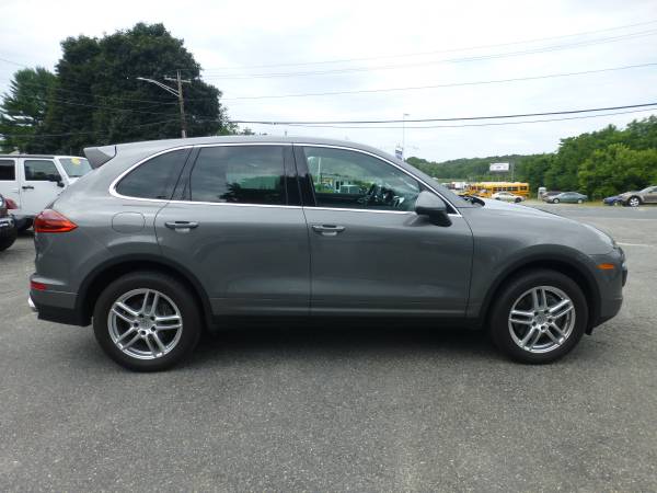 2016 PORSCHE CAYENNE - PREMIUM PLUS PACKAGE - ONE OWNER - CLEAN CARFAX for sale in Worcester, MA – photo 4