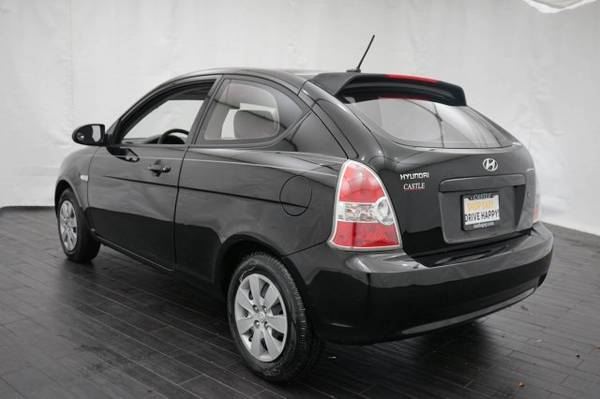 2009 Hyundai Accent Auto GS hatchback Ebony Black for sale in Villa Park, IL – photo 8