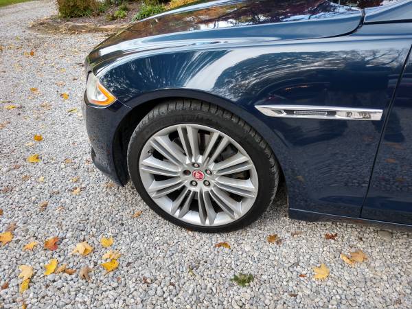 JAGUAR XJ SUPERCHARGED 2011 54K mi. excellant for sale in Hiram, OH – photo 8