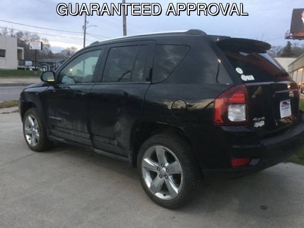 2014 Jeep Compass 4WD 4dr Latitude WE GUARANTEE CREDIT APPROVAL -... for sale in Des Moines, IA – photo 4