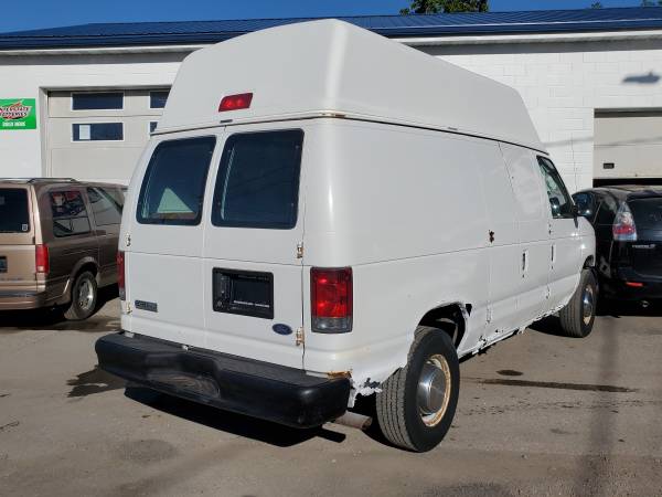 2006 Ford Econoline E-350 Super Duty - - by dealer for sale in Ankeny, IA – photo 3
