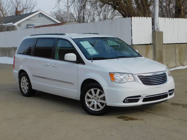 2014 Town and Country (Touring) - - by dealer for sale in Flint, MI