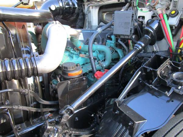 2012 Volvo VNM, Single Axle Day Cab, Volvo D11 Engine, 363,117 Miles, for sale in Wheat Ridge, CO – photo 14