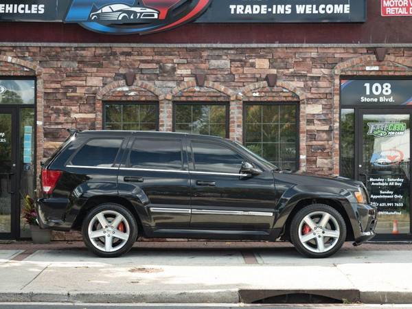 2008 Jeep Grand Cherokee CLEAN CARFAX, 4X4, SRT8, NAVIGATION for sale in Massapequa, NY – photo 7