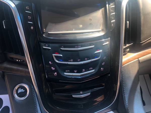 2015 Cadillac Escalade Luxury 4x4 4dr SUV🚗100% GUARANTEED APPROVALS😍 for sale in Detroit, MI – photo 17