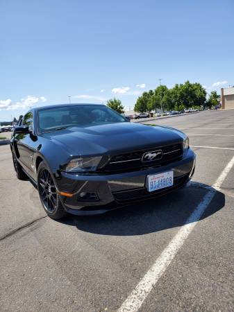 2012 Ford Mustang v6 premium for sale in Yakima, WA – photo 3