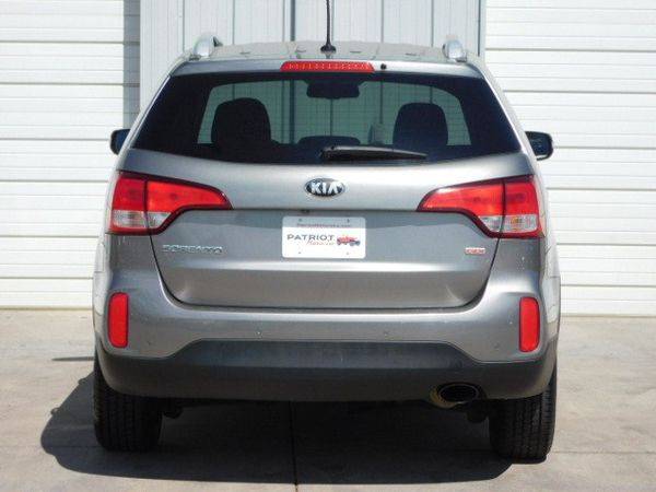 2014 Kia Sorento LX AWD - MOST BANG FOR THE BUCK! for sale in Colorado Springs, CO – photo 5