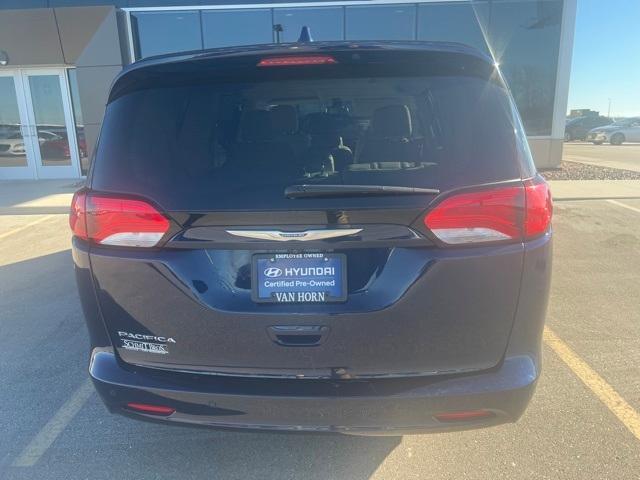 2017 Chrysler Pacifica Touring for sale in Sheboygan, WI – photo 6