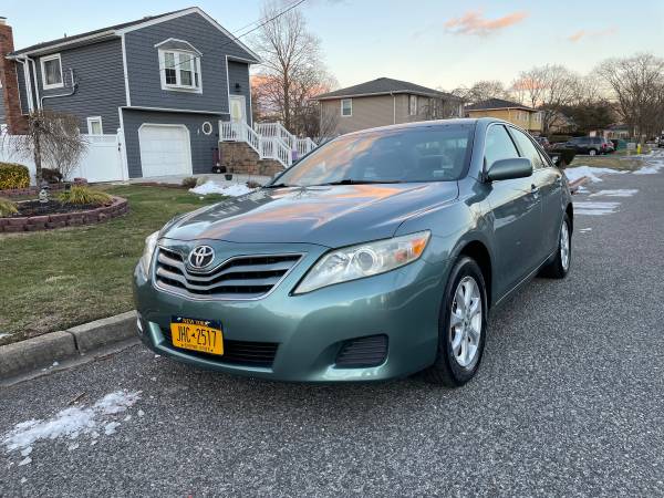 2011 Toyota Camry LE - ONE OWNER CLEAN TITLE! - - by for sale in Blue Point, NY – photo 3