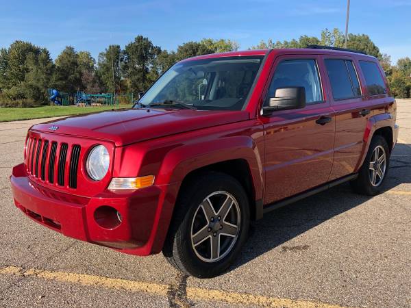 Clean Carfax! 2009 Jeep Patriot Sport! One Owner! for sale in Ortonville, OH