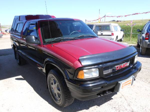 1994 GMC Sonoma/Chevrolet S-10 SLE Extended Cab 4WD ( Low Miles ) for sale in Denver , CO