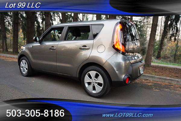 2016 *KIA* *SOUL* LX 5 DOORS WAGON ONLY 45K LOW MILES AUTO 1 OWNER -... for sale in Milwaukie, OR – photo 11