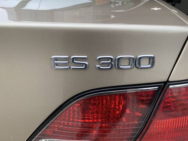 2002 Lexus ES ES 300 Sedan 4D - - by dealer - vehicle for sale in Omaha, NE – photo 18