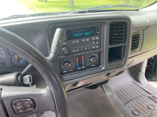 2005 Chevrolet Avalanche 1500 LS - - by dealer for sale in Knoxville, TN – photo 21