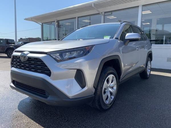 2019 Toyota RAV4 AWD 4D Sport Utility/SUV LE - - by for sale in Saint Albans, WV – photo 7