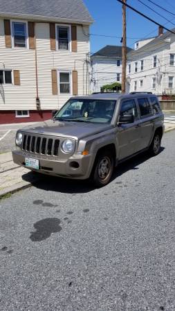 2009 Jeep Patriot "Trail Rated" 4 dr 4x4 5 speed Mint! for sale in Providence, RI