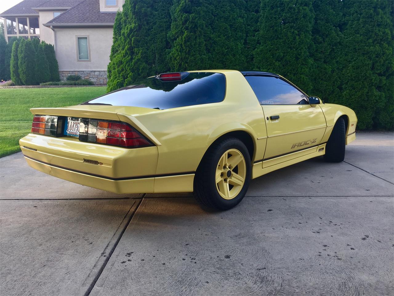 1986 Chevrolet Camaro IROC Z28 for sale in Blacklick, OH – photo 15