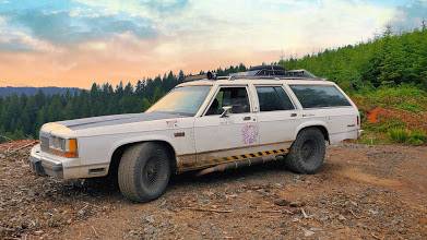 1989 Ford Country Squire LX - cars & trucks - by owner - vehicle... for sale in Corvallis, OR