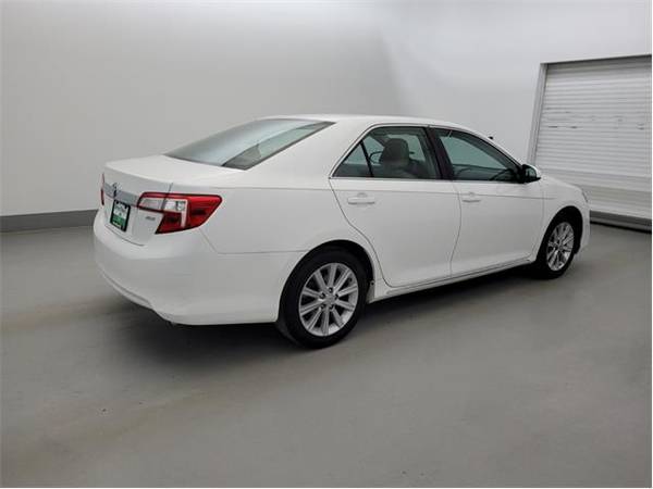 2013 Toyota Camry XLE - sedan - - by dealer - vehicle for sale in Lakeland, FL – photo 10