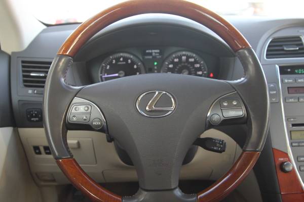 2010 Lexus ES 350 Peridot Green Mica - - by dealer for sale in Des Moines, IA – photo 13