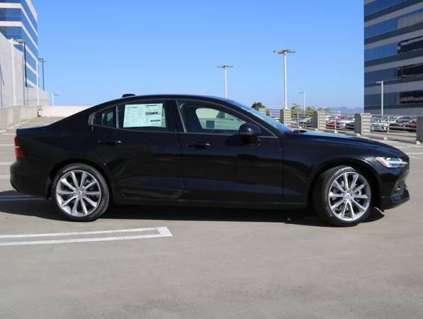 2020 Volvo S60 Momentum - - by dealer - vehicle for sale in Culver City, CA – photo 3