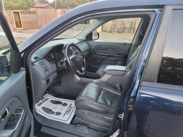 2004 Honda Pilot AWD 3rd Row Seating - cars & trucks - by dealer -... for sale in Albuquerque, NM – photo 7