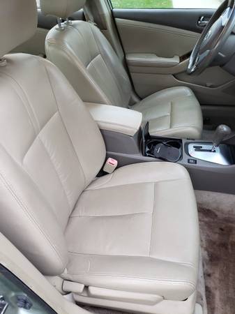 2007 Nissan Altima - cars & trucks - by owner - vehicle automotive... for sale in Bellmore, NY – photo 10