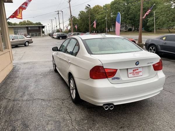 2010 BMW 3-Series 328i xDrive Sedan 4D - - by dealer for sale in Raytown, MO – photo 12