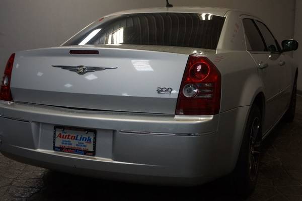 2008 *CHRYSLER* *300* *TOURING* SILVER (309) 338-544 for sale in Bartonville, IL – photo 10