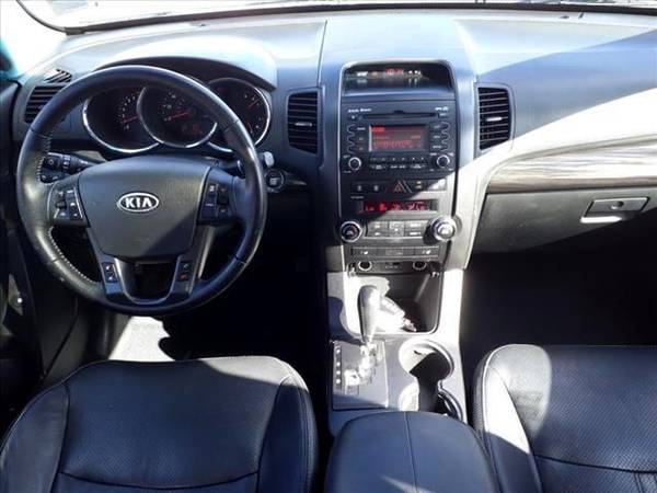 2011 Kia Sorento EX V6 4WD - - by dealer - vehicle for sale in Other, NY – photo 22