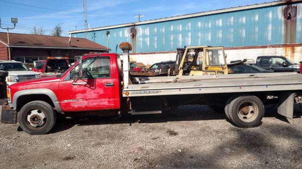 1999 CHEVY 3500HD TOW TRUCK FLATBED ROLLBACK WRECKER for sale in redford, MI – photo 4